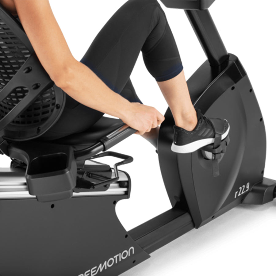 Freemotion | r22.9 RECUMBENT BIKE